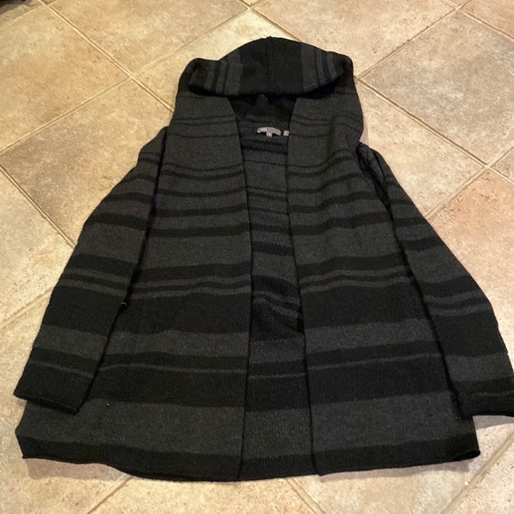 Vince Women’s Long Hooded Black Striped Cardigan Size Small - Picture 1 of 4